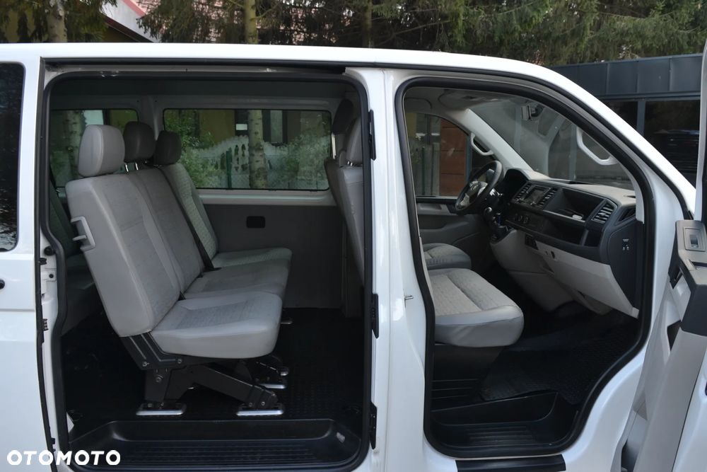 Volkswagen Transporter - 8