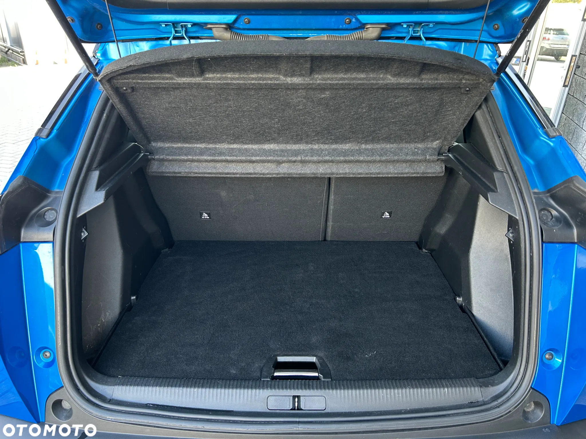 Peugeot 2008 - 5
