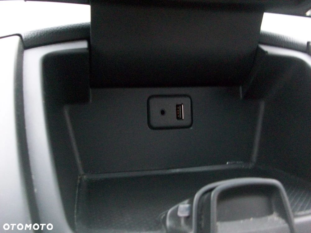 Chevrolet Cruze 1.6 LT+ - 24