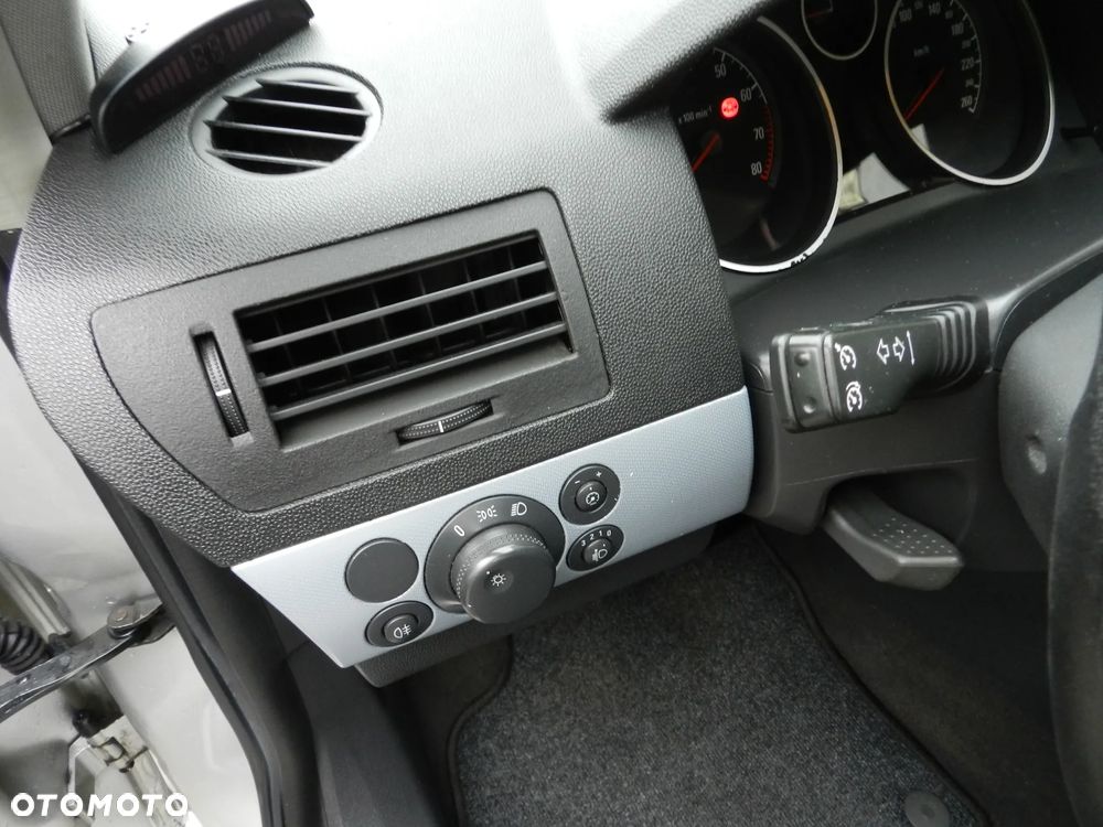 Opel Astra III 1.6 Elegance - 16