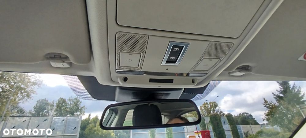Land Rover Discovery Sport 2.0 eD4 SE - 9