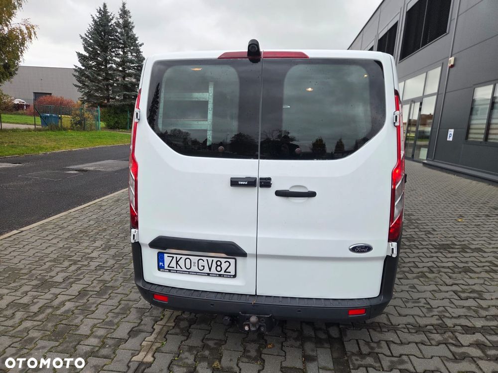 Ford TRANSIT CUSTOM - 4
