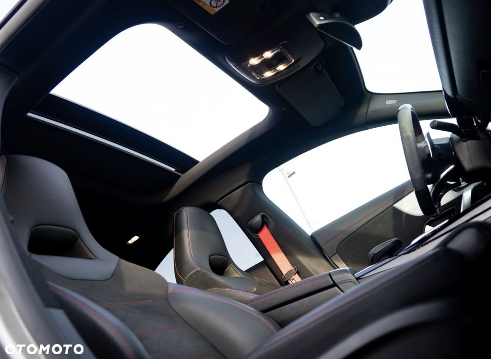 Mercedes-Benz CLA AMG 45 S 4-Matic+ 8G-DCT - 21