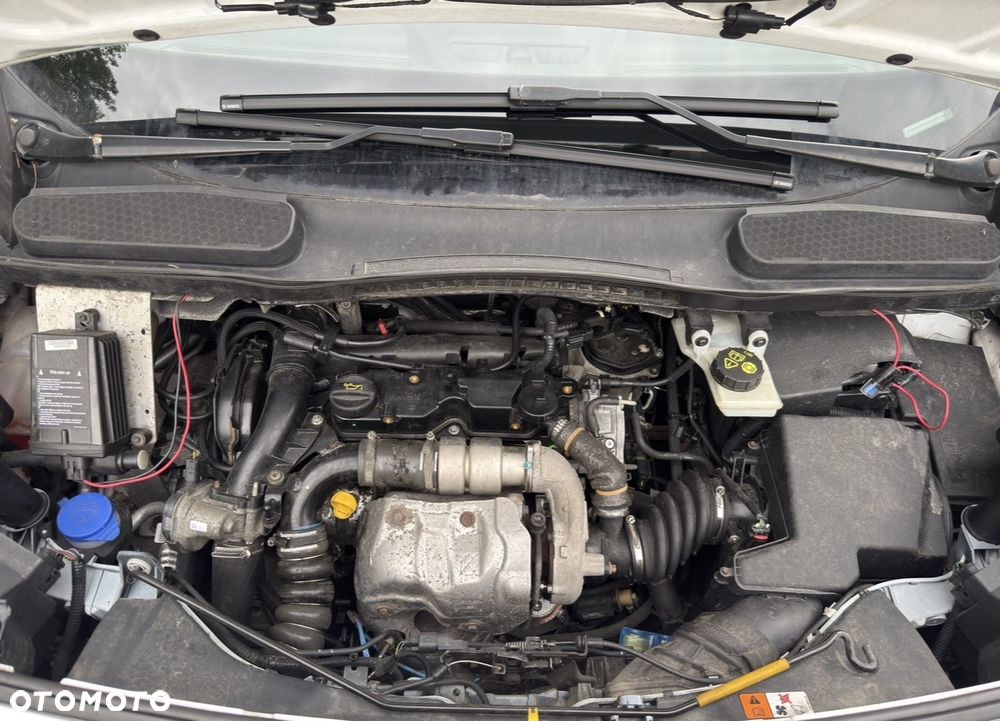 Ford Transit Connect L2 (LONG) - 24