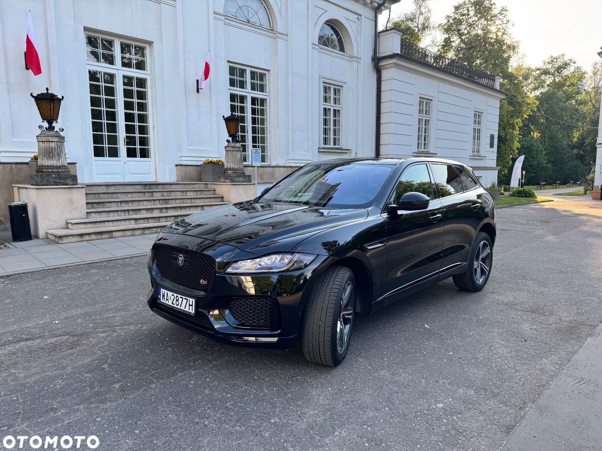 Jaguar F-Pace 3.0 V6 AWD S - 1