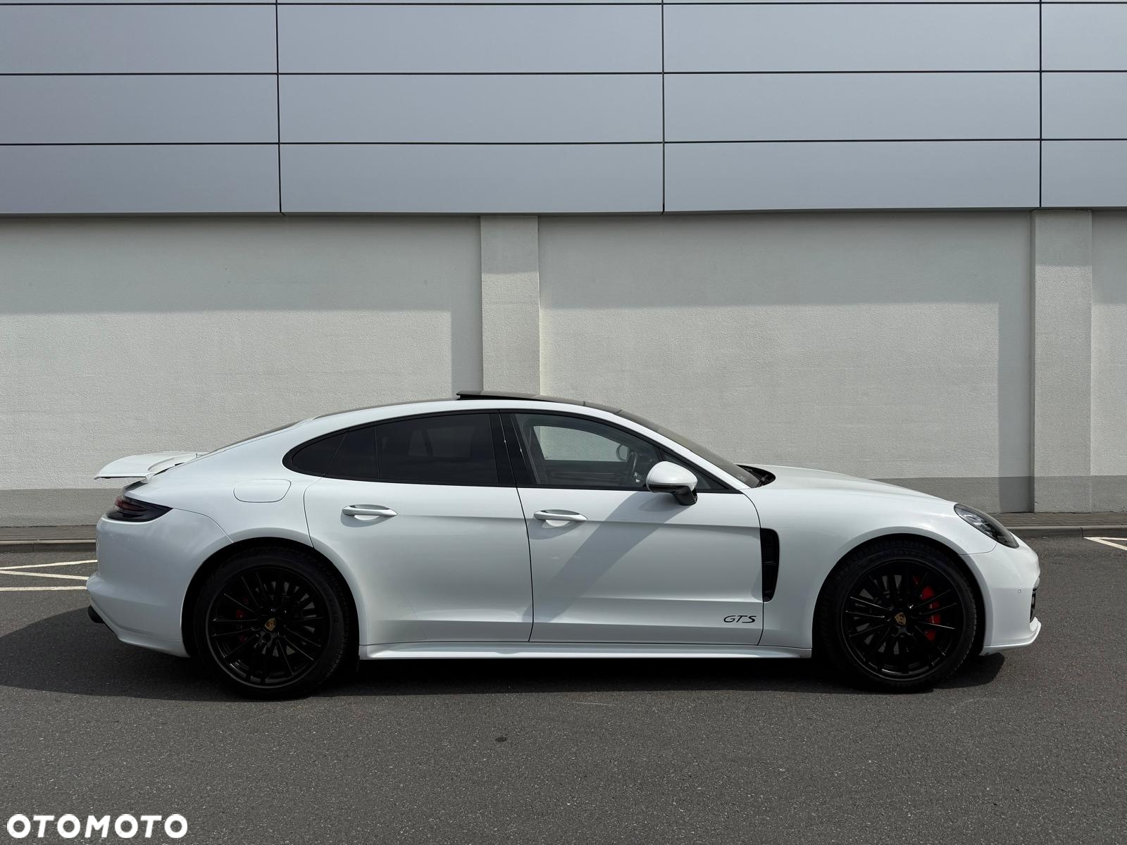 Porsche Panamera GTS GPF - 11