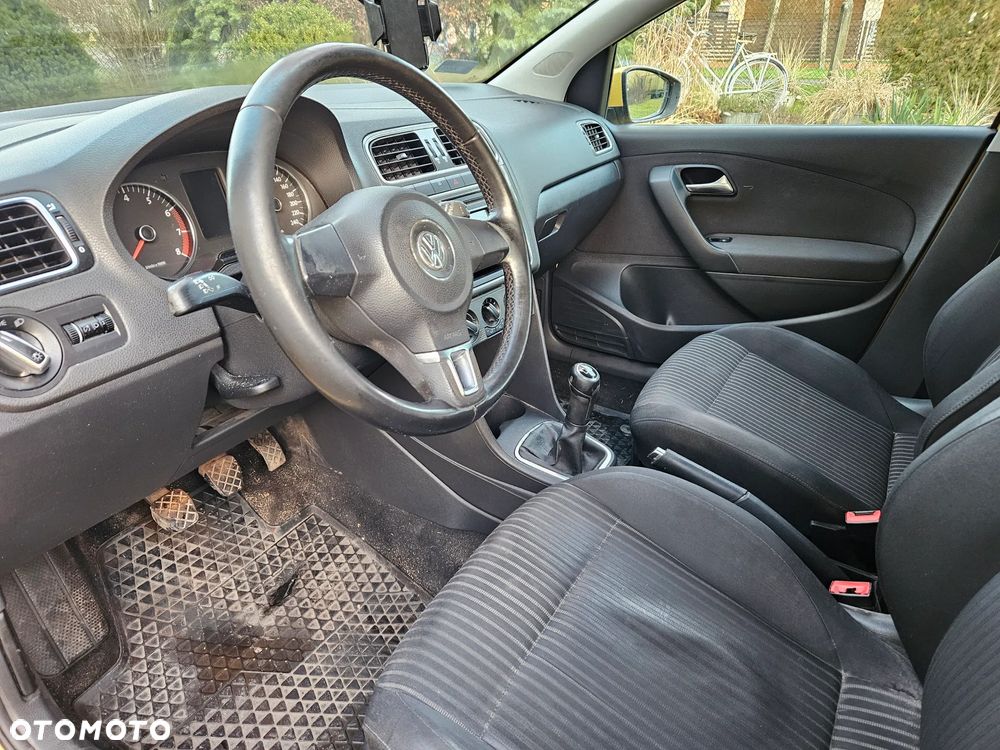 Volkswagen Polo 1.4 16V Highline - 19