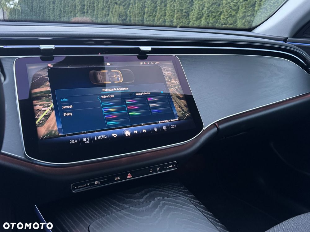 Mercedes-Benz Klasa E 220 d 4-Matic - 21