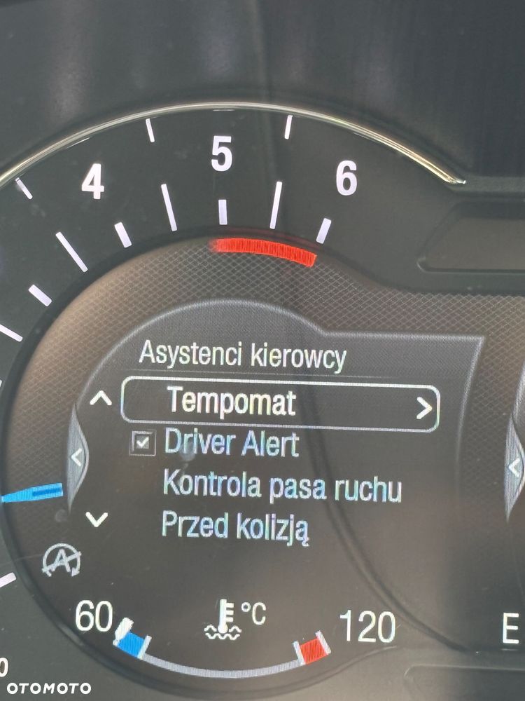 Ford Mondeo 2.0 EcoBlue Titanium - 29