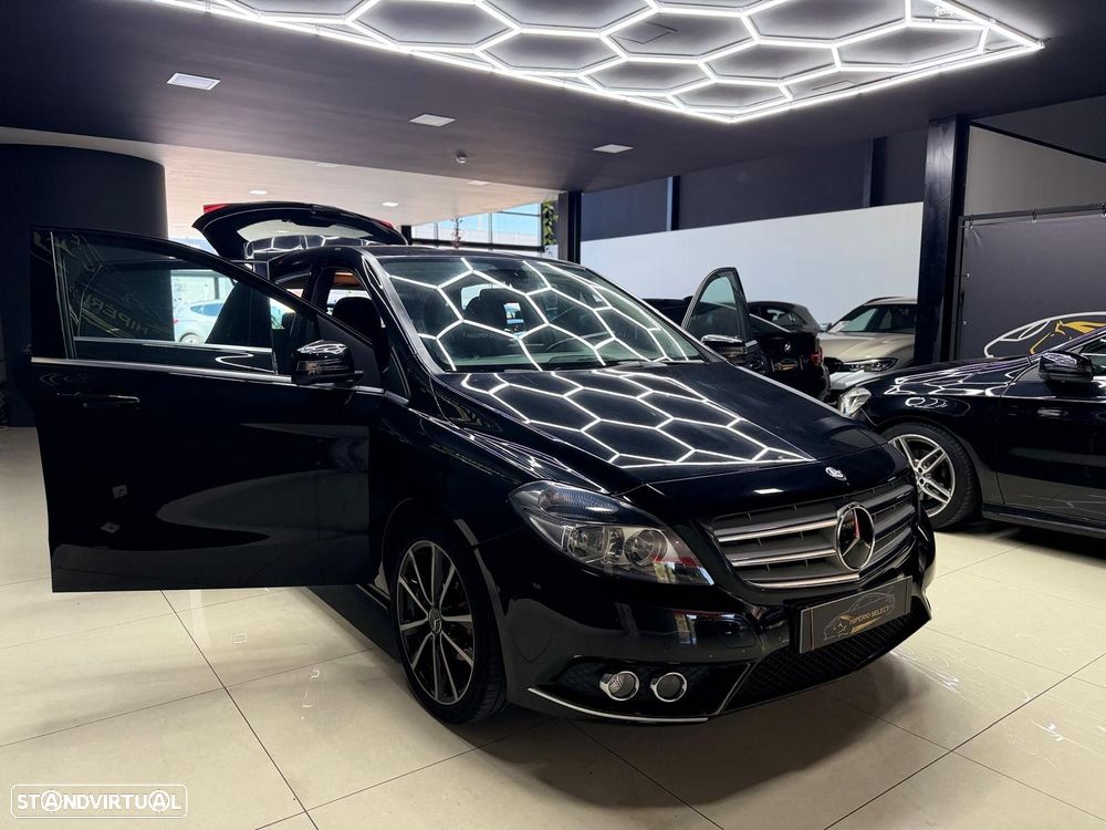 Mercedes-Benz B 180 d Progressive - 11