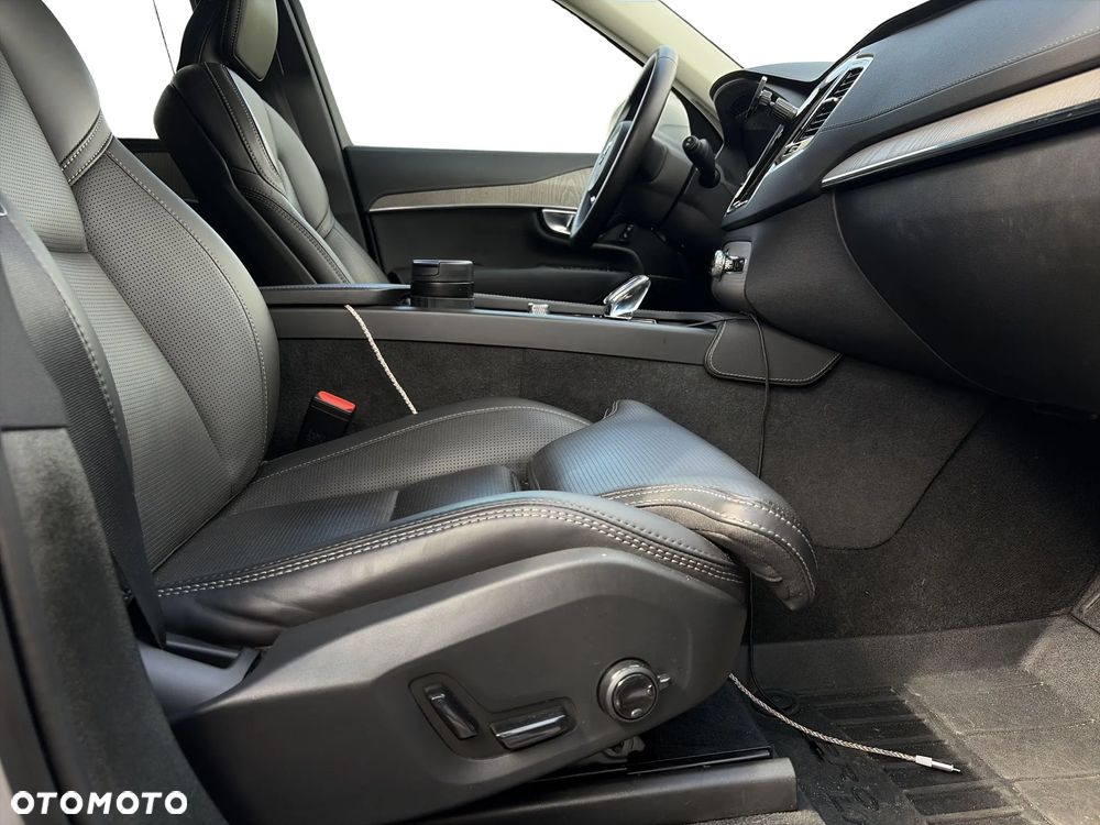 Volvo XC 90 B5 D AWD Plus Bright 7os - 31