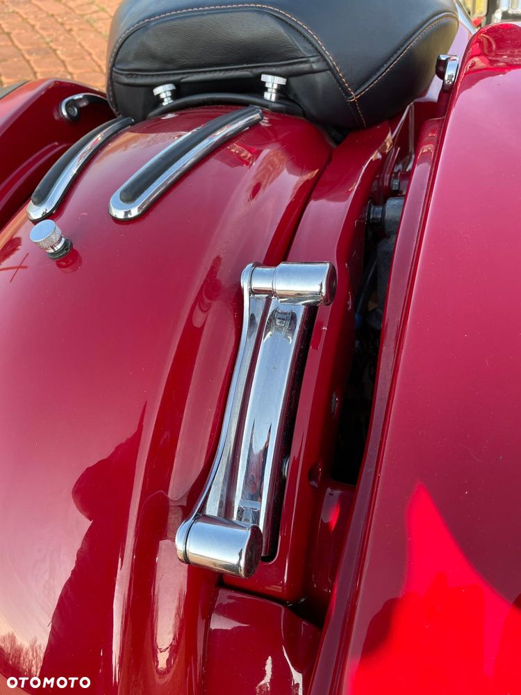 Harley-Davidson CVO Street Glide - 9