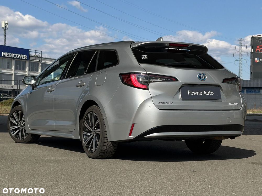 Toyota Corolla 1.8 Hybrid Comfort - 12