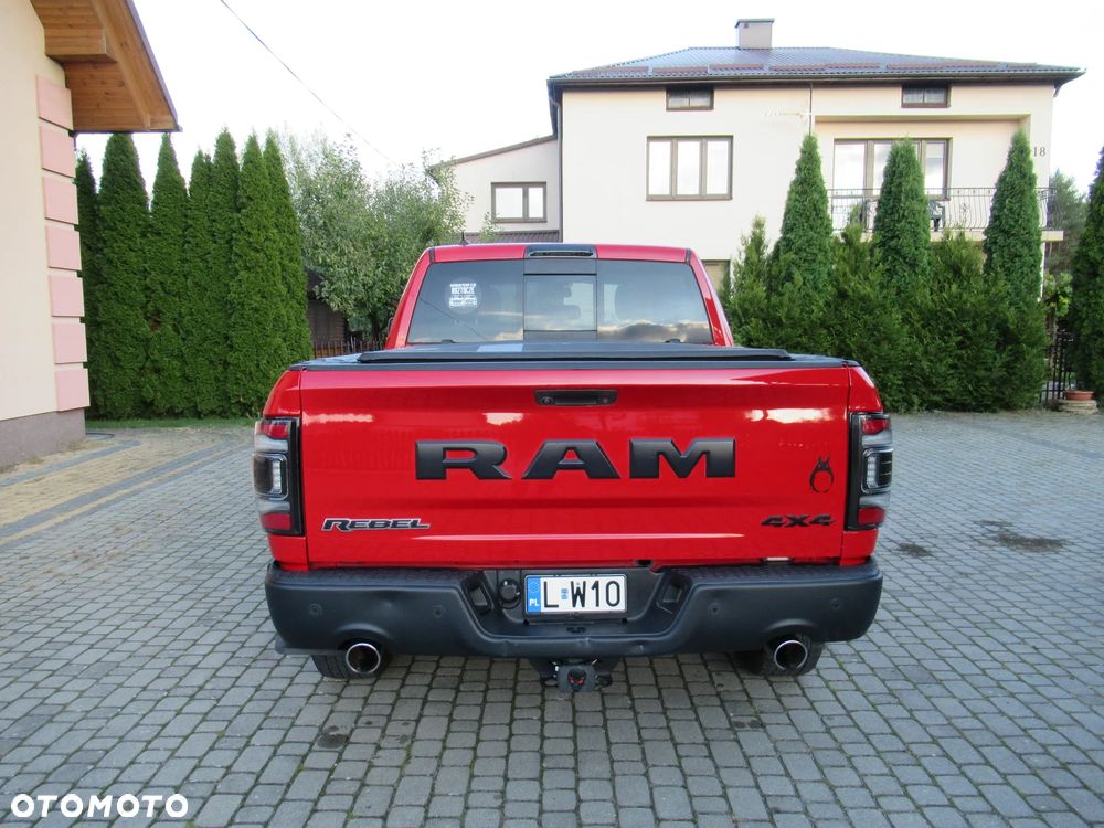 Dodge RAM 1500 5.7 4x4 - 7