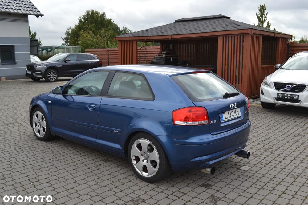 Audi A3 1.6 FSI Ambition - 9