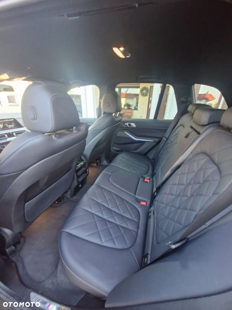 BMW X5 xDrive25d - 11