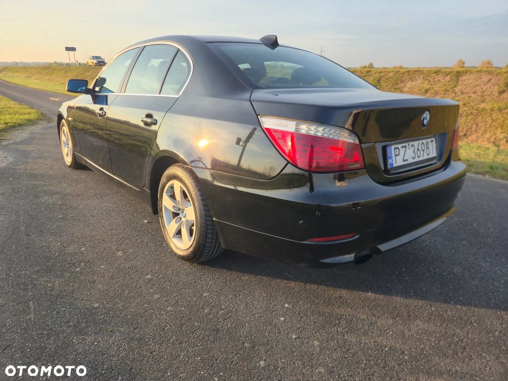 BMW Seria 5 520d - 4