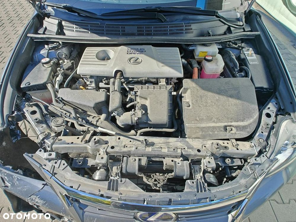 Lexus CT - 19