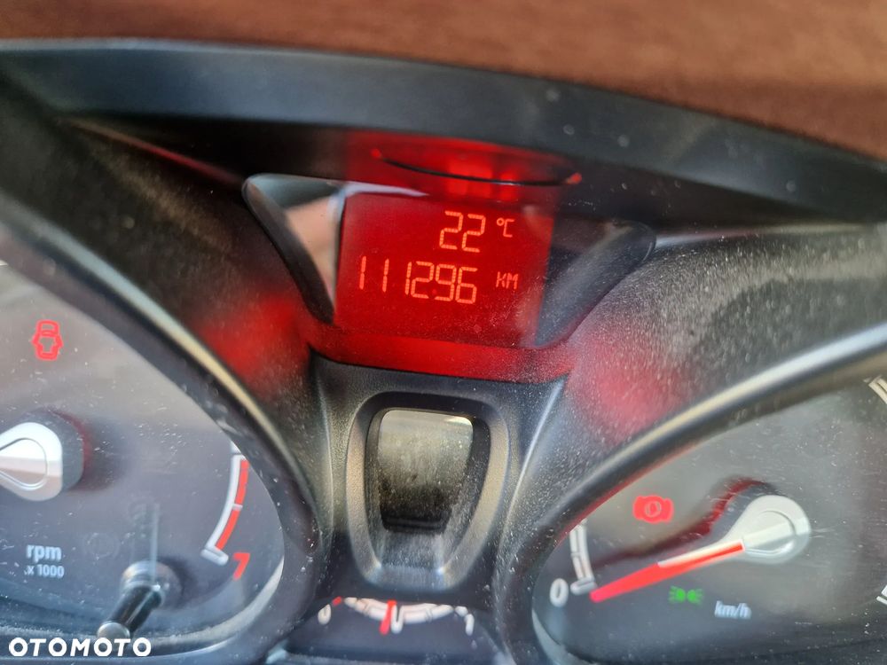 Ford Fiesta 1.25 Gold X - 8