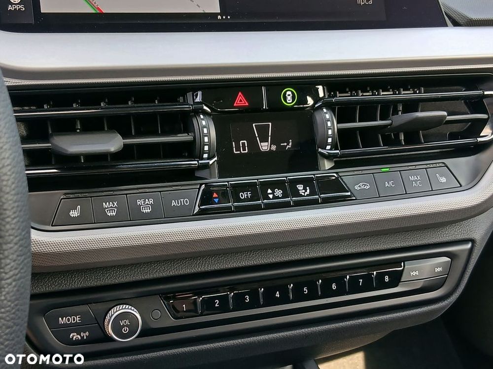 BMW Seria 1 - 22
