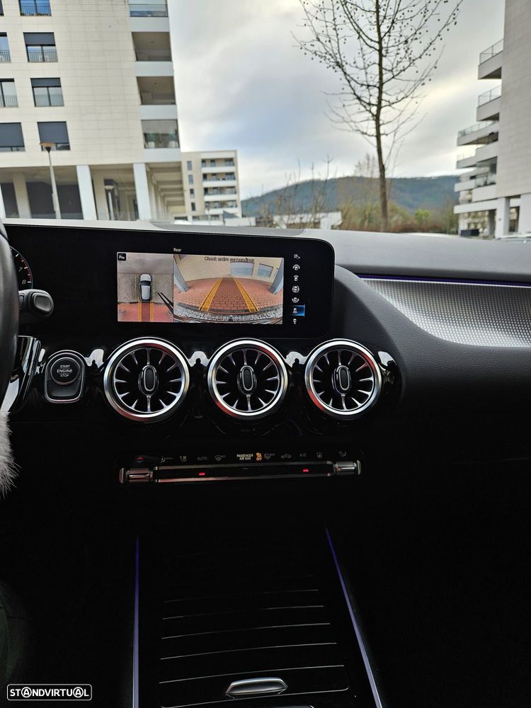 Mercedes-Benz GLA 250 - 9