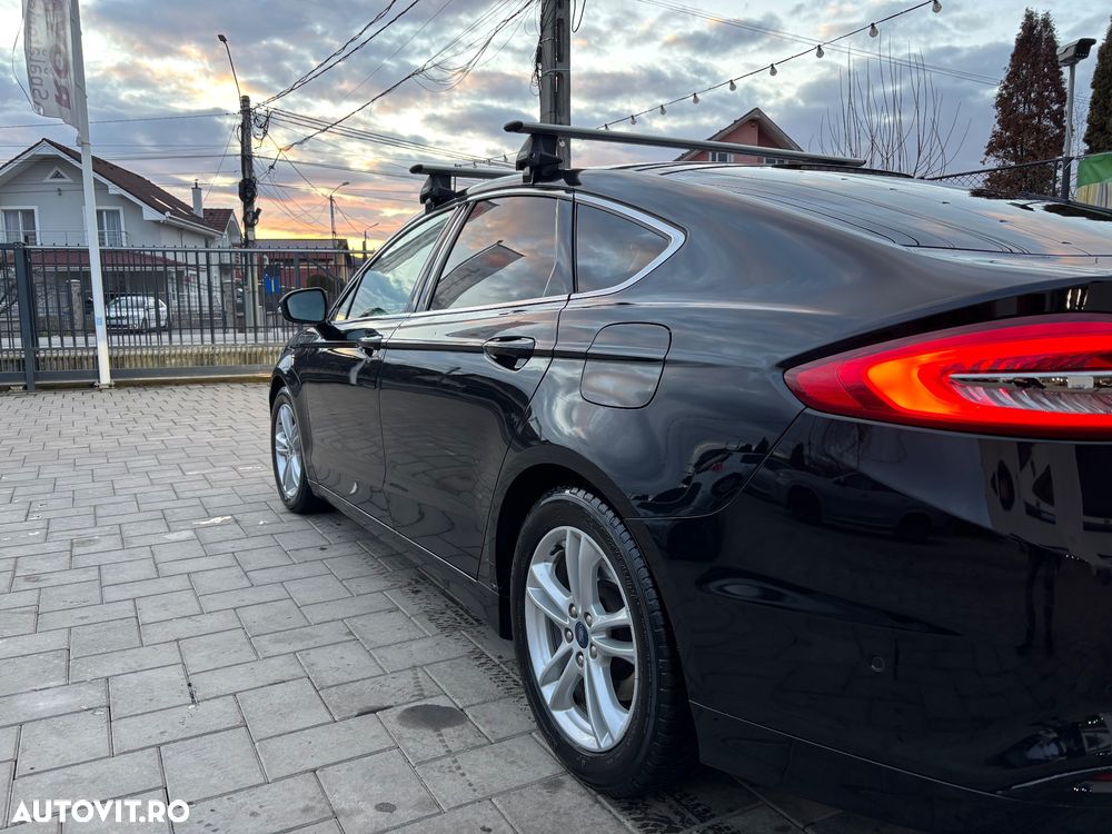 Ford Mondeo 2.0 TDCI Powershift Titanium - 11