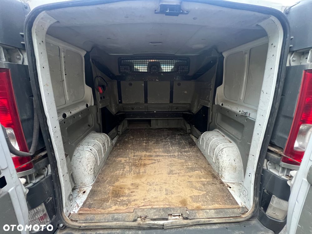 Renault Traffic - 11