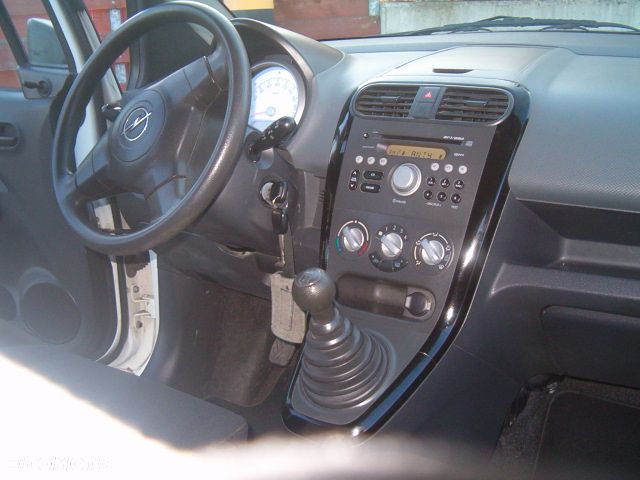 Opel Agila - 29
