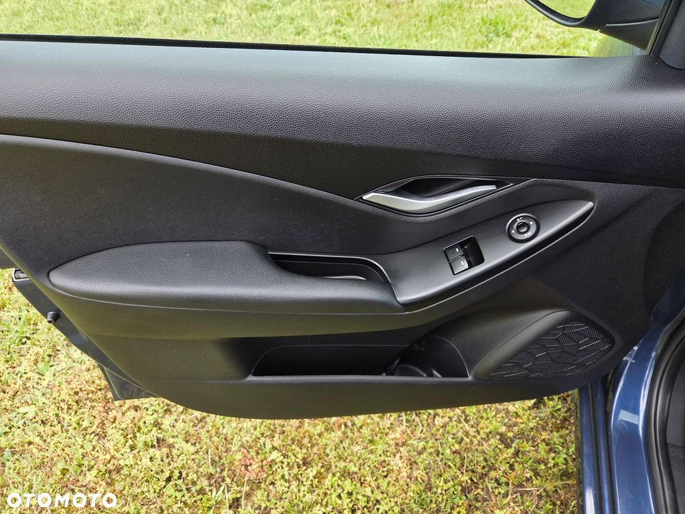 Hyundai ix20 1.4 blue - 11