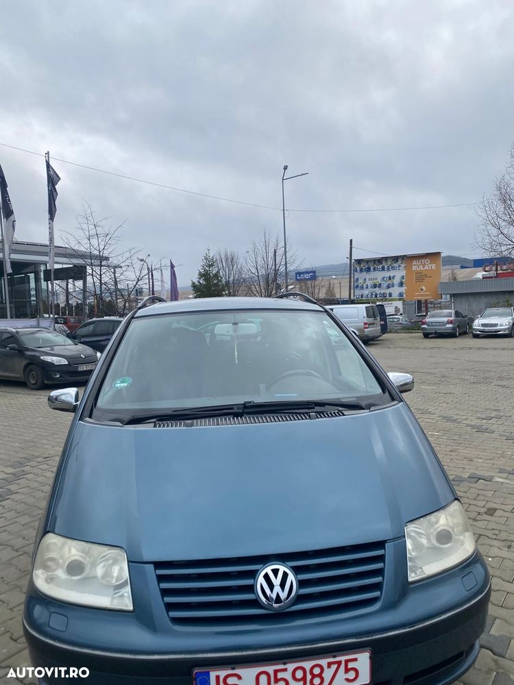 Volkswagen Sharan 1.9 TDI Comfortline Family - 6