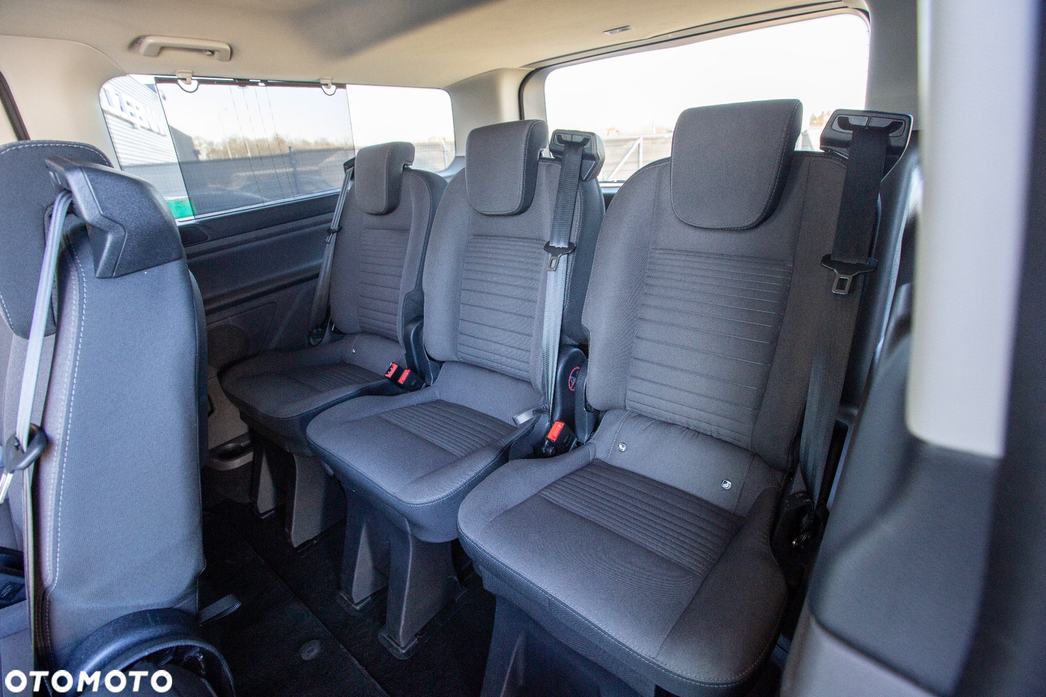 Ford Tourneo Custom - 9