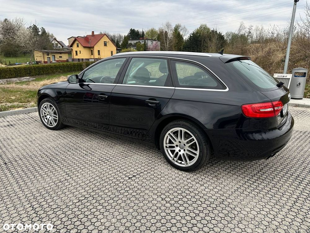 Audi A4 Avant - 6
