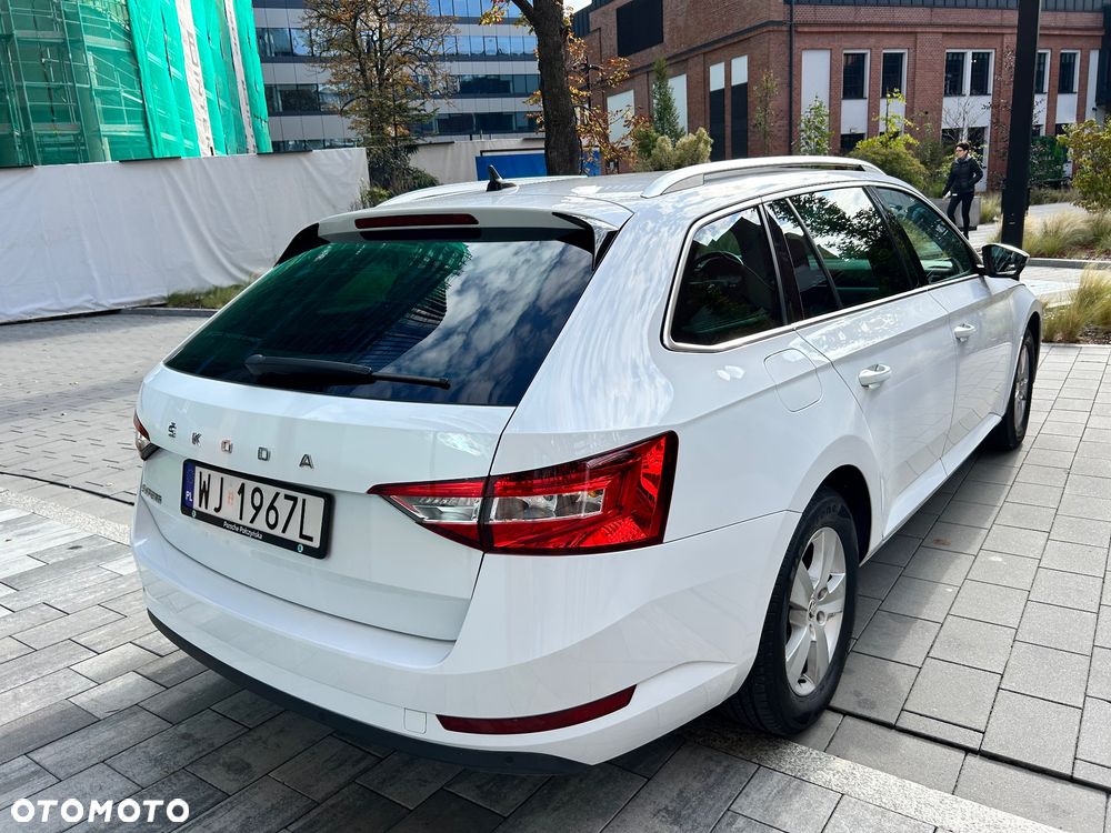 Skoda Superb 1.5 TSI Ambition DSG - 21