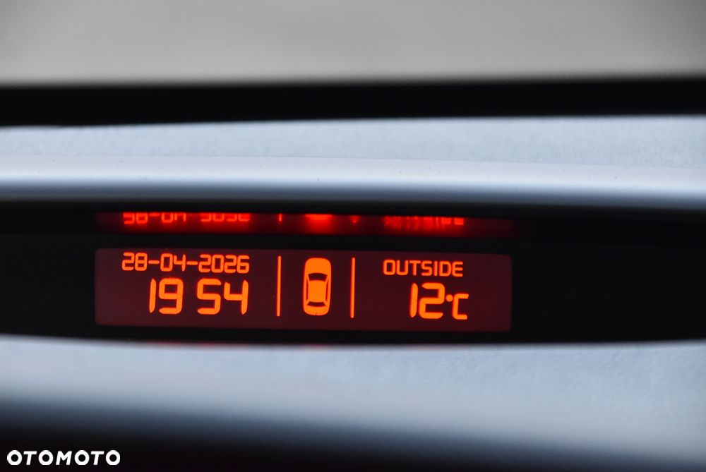 Kia Ceed 1.6 GDI DCT Platinum Edition - 32