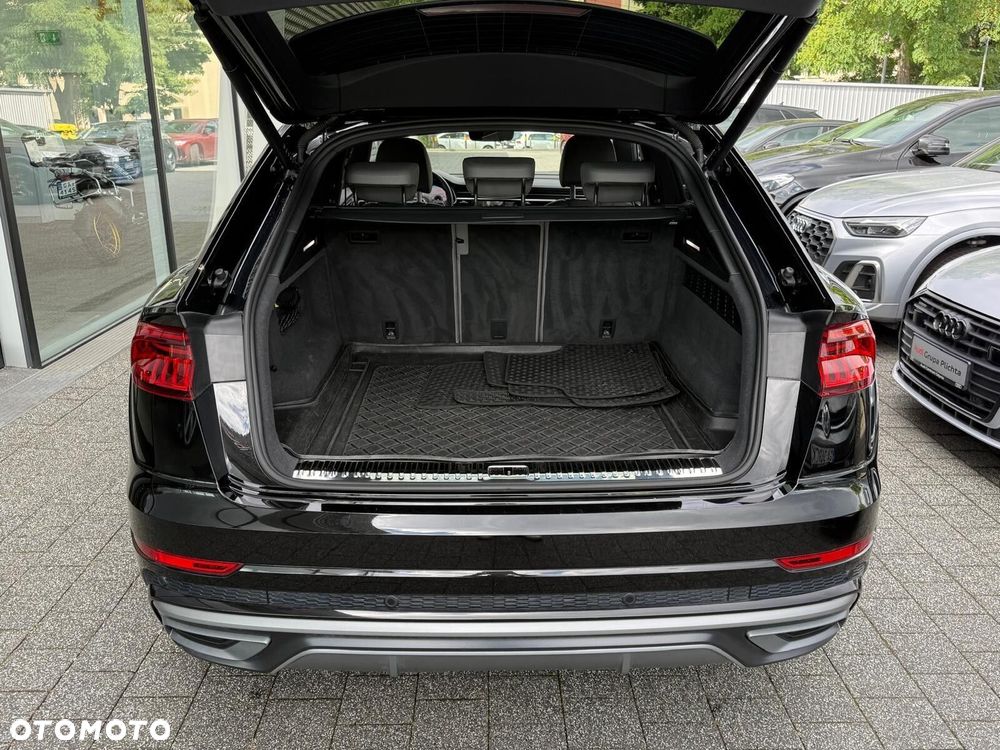 Audi Q8 - 25