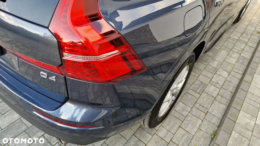 Volvo XC 60 D4 Momentum Pro - 16