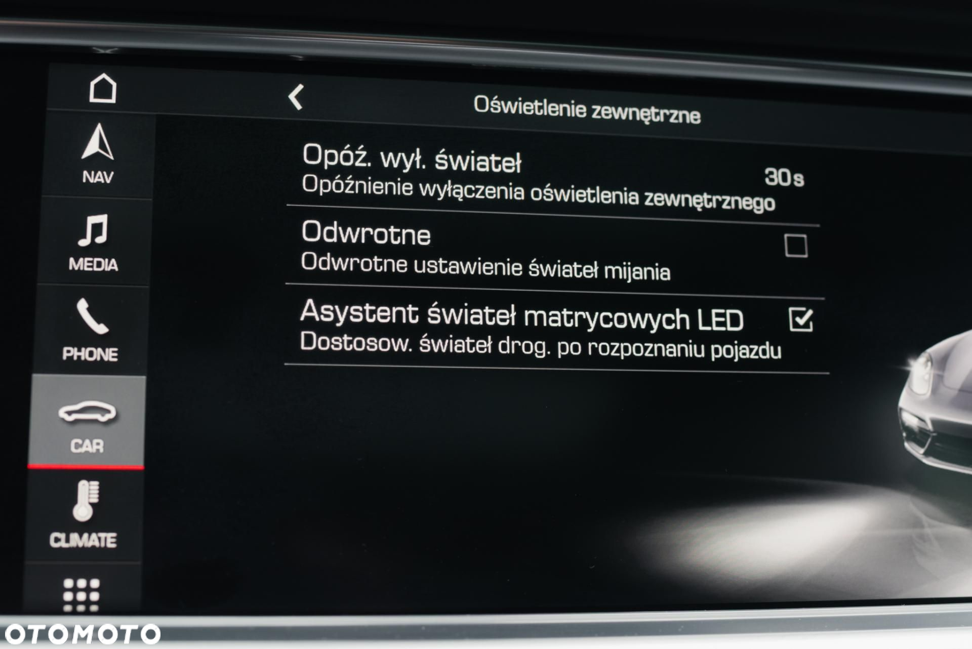 Porsche Panamera - 21