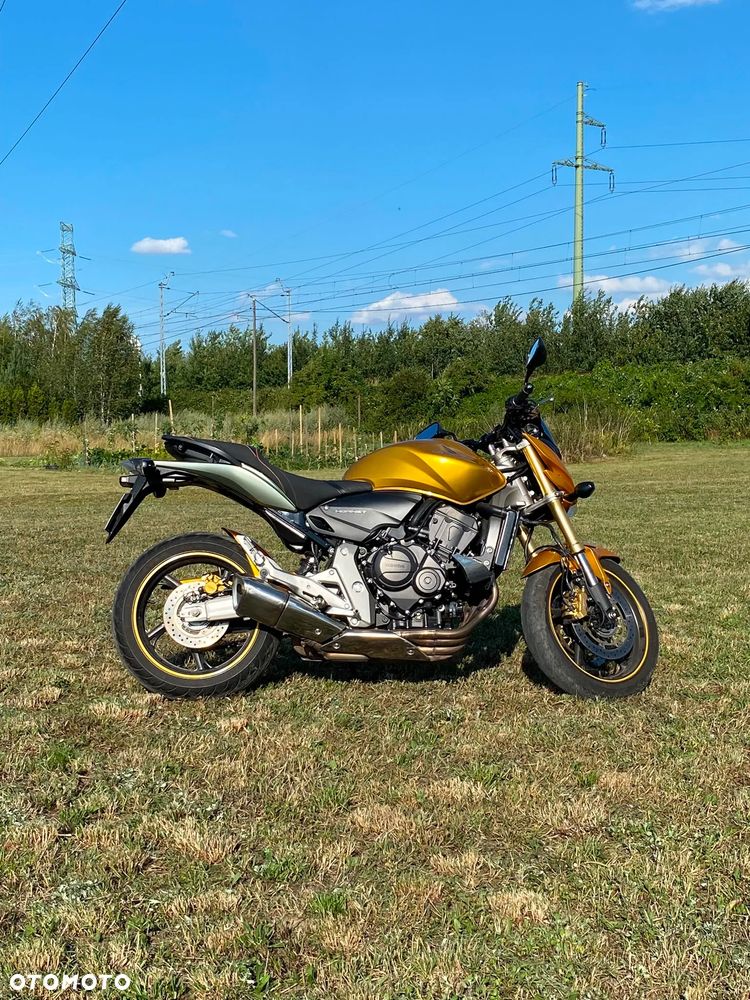 Honda CB - 1