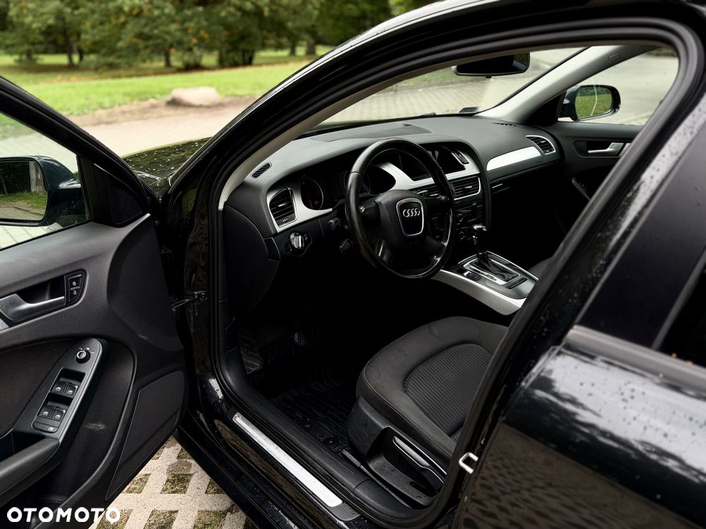Audi A4 Avant 2.0 TDI Multitronic - 25
