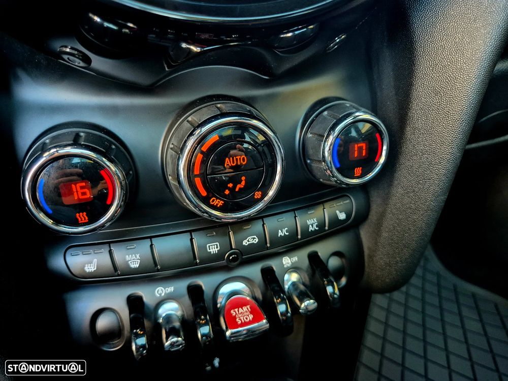 MINI 3 Portas One JCW - 32