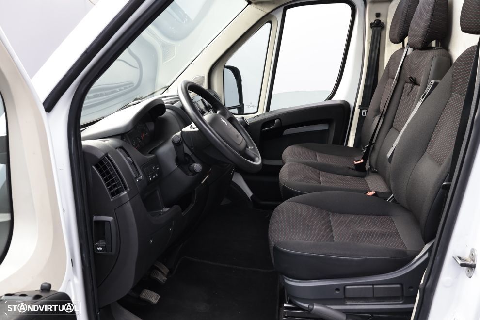 Peugeot Boxer 2.2 BlueHDi 333 L2 CD - 12