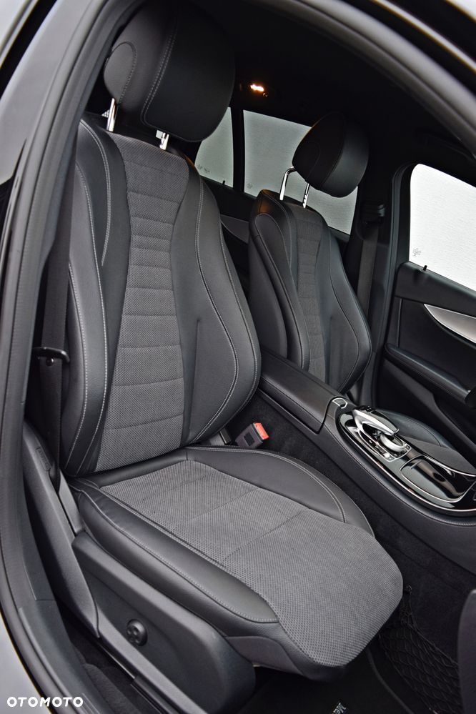 Mercedes-Benz Klasa E 200 9G-TRONIC Avantgarde - 24