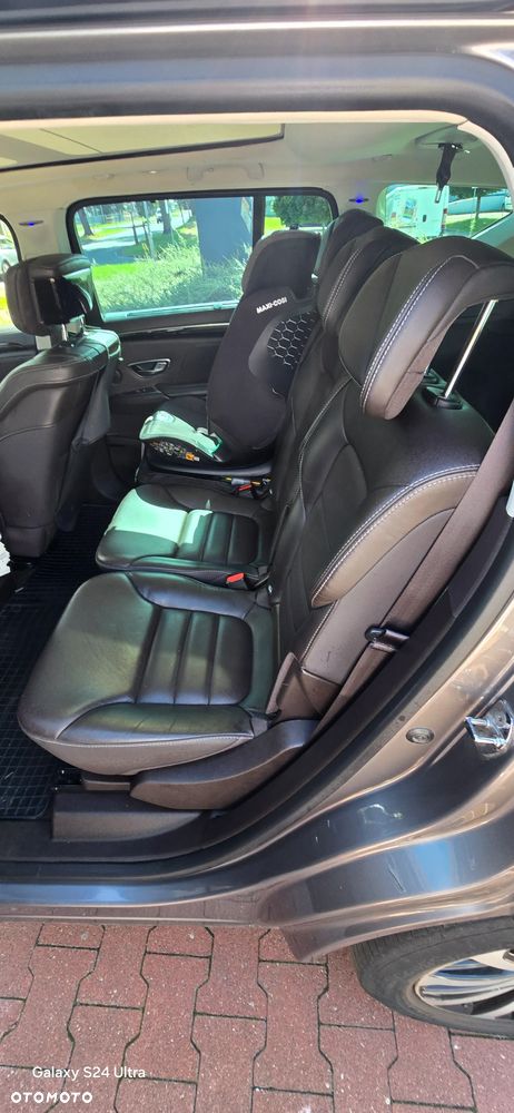Renault Espace 1.6 dCi Energy Initiale Paris EDC - 8