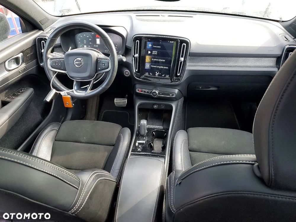 Volvo XC 40 T5 AWD R-Design - 7