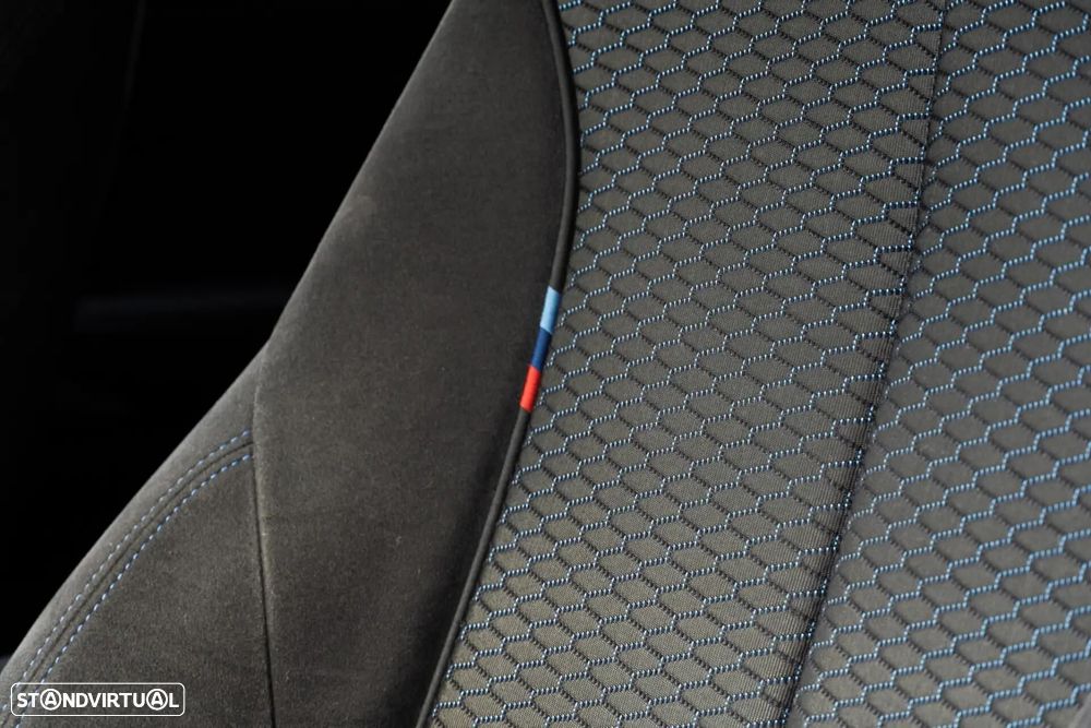 BMW 116 d Pack M Auto - 38