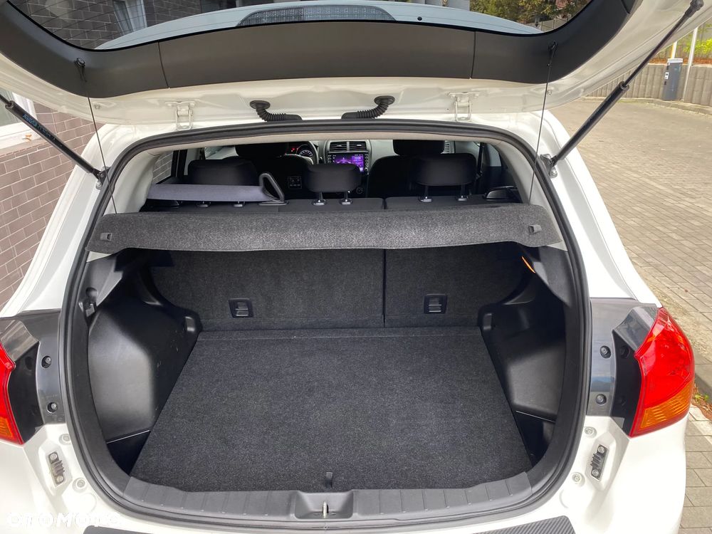 Mitsubishi ASX 1.6 Invite - 32