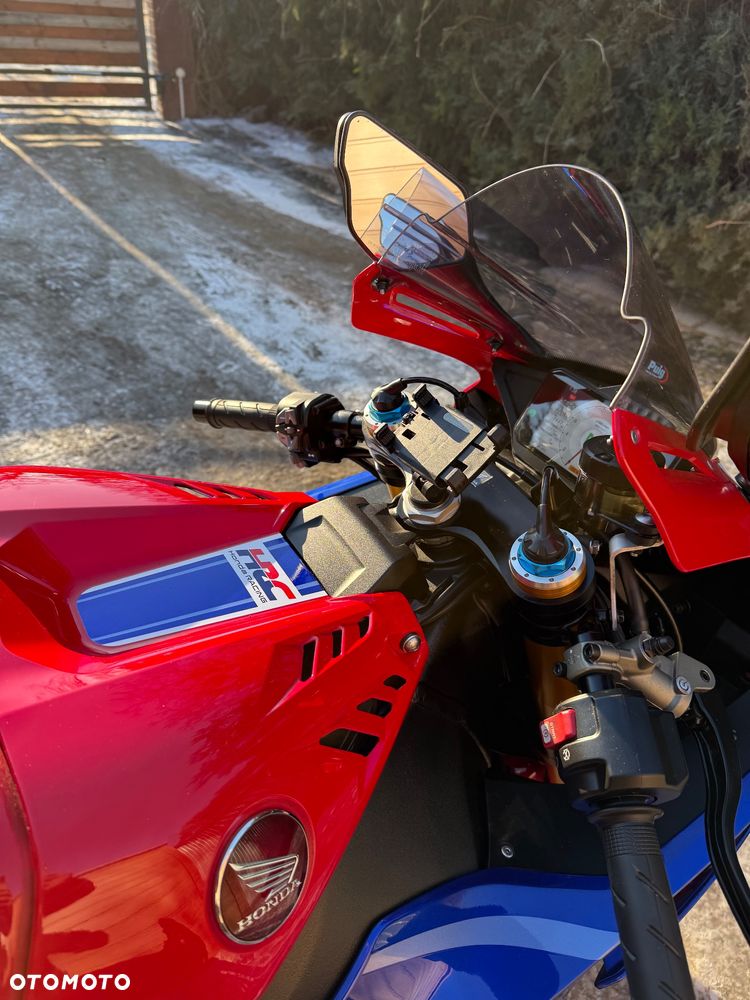 Honda CBR - 13
