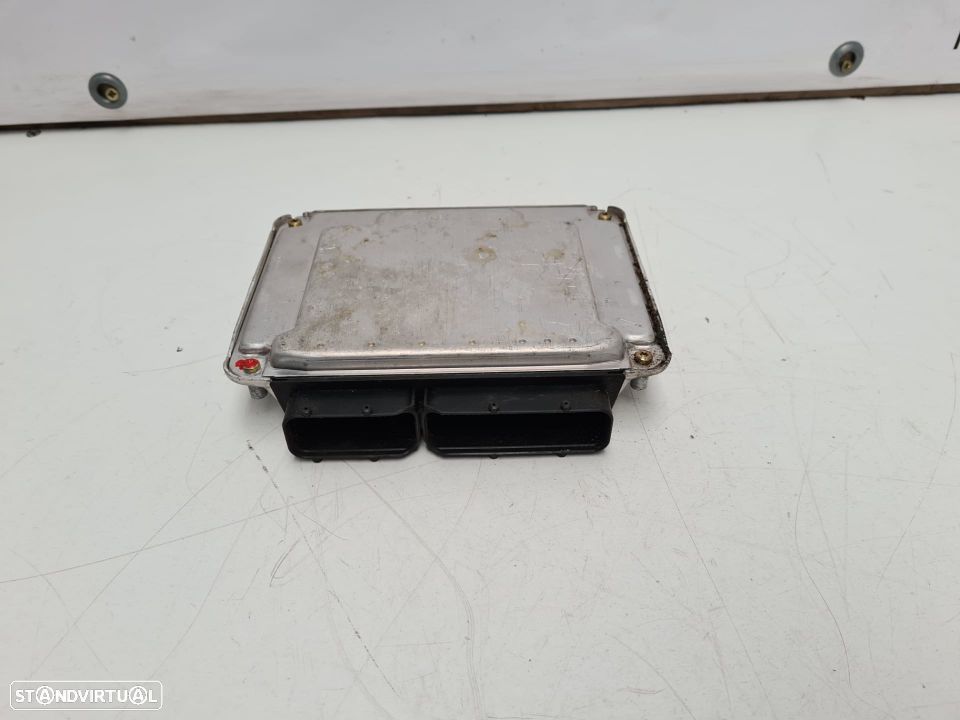 VW VOLKSWAGEN PASSAT MK6 1.9 TDI | CENTRALINA - BOSCH | Ref: 038 906 019 GS - 0 281 010 940; - 3