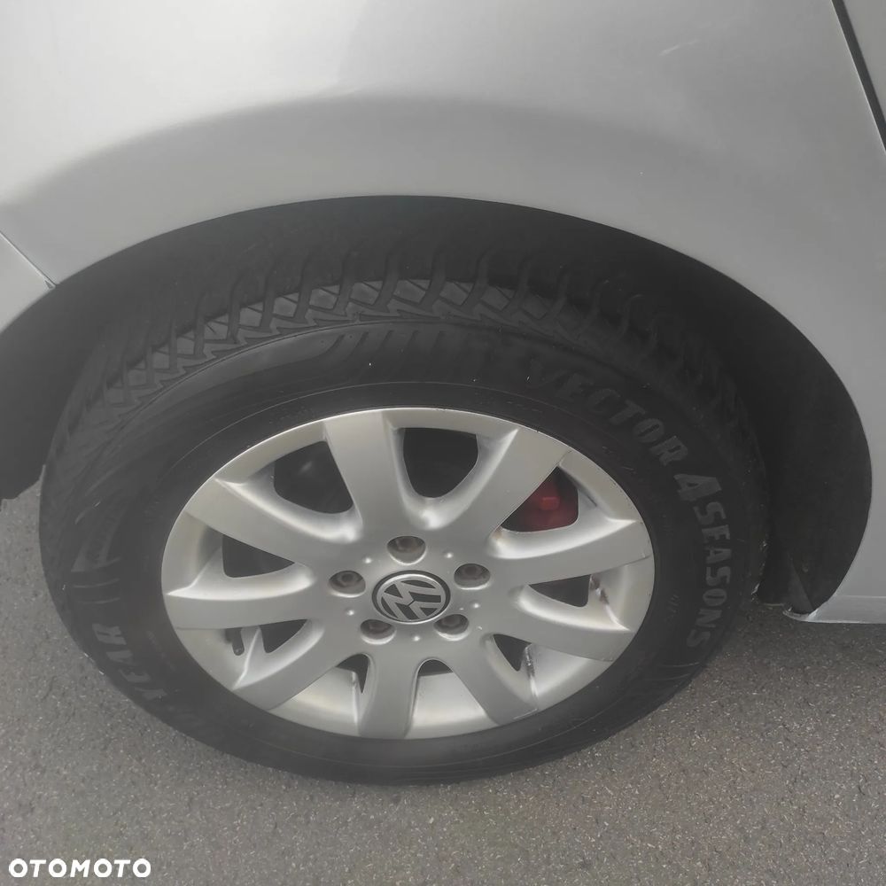 Volkswagen Golf - 32