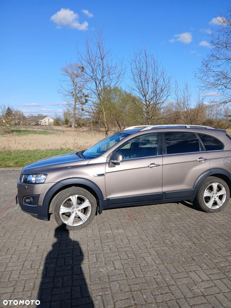 Chevrolet Captiva 2.2 D LTZ - 10